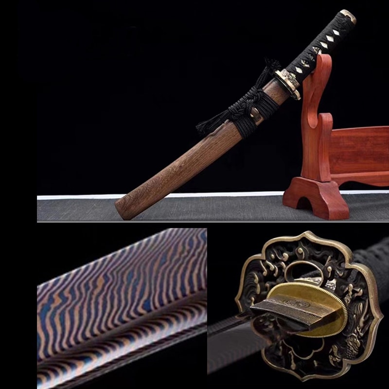 Tanto Kamogawa forgé main en acier Damas Bleu avec saya assortie