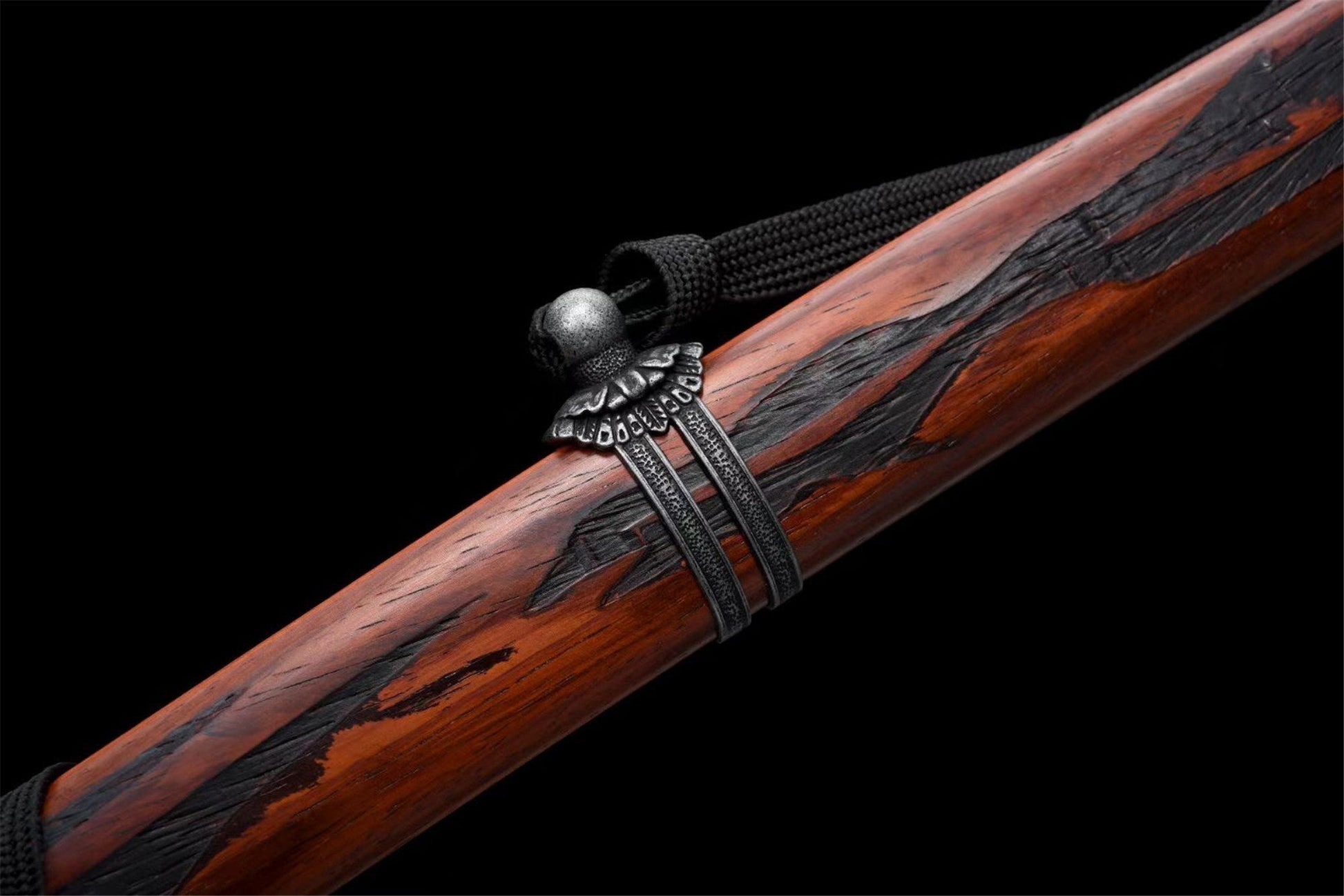 Katana Sekiro Undead Cut – T10 - vue d'ensemble sur fond noir