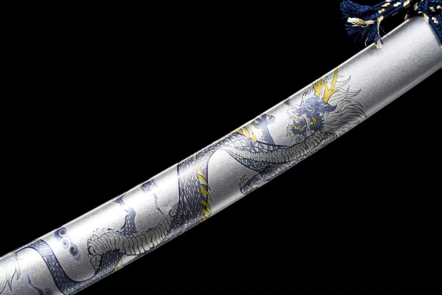 Tsuka tressée du wakizashi Tamana avec menuki traditionnel