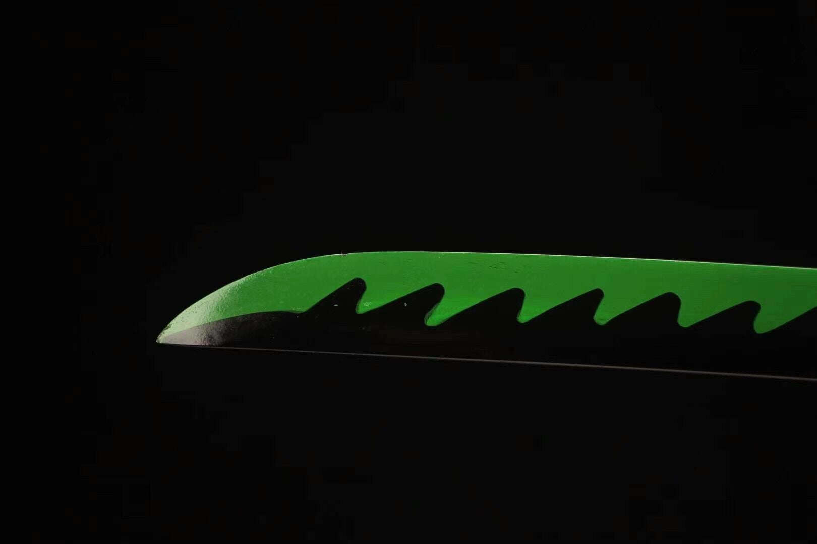 Katana Sanemi Shinazugawa – Demon Slayer Acier 1060 - détail de la poignée (tsuka)