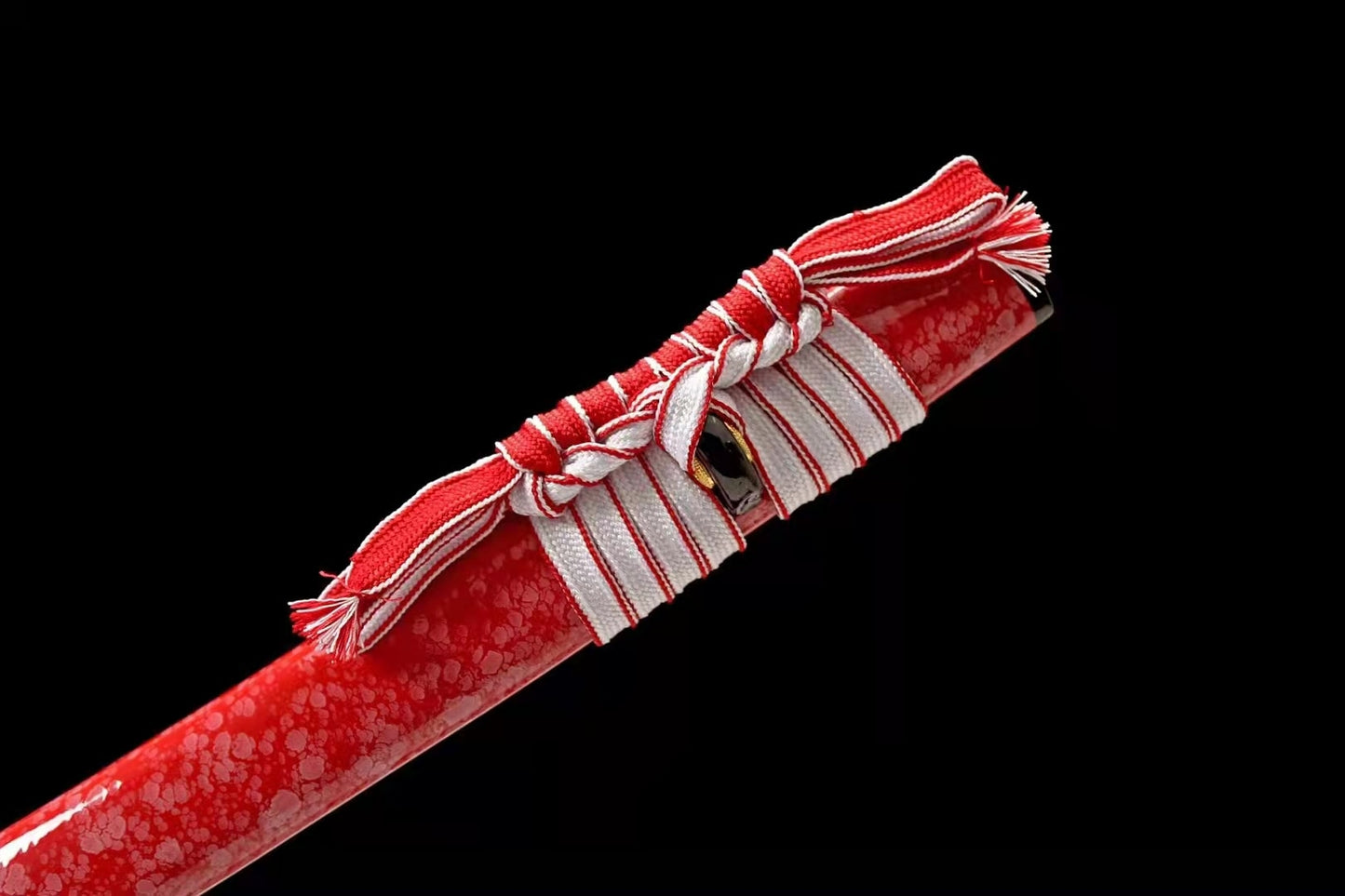 Katana Akita – Acier 1060 - détail de la poignée (tsuka)