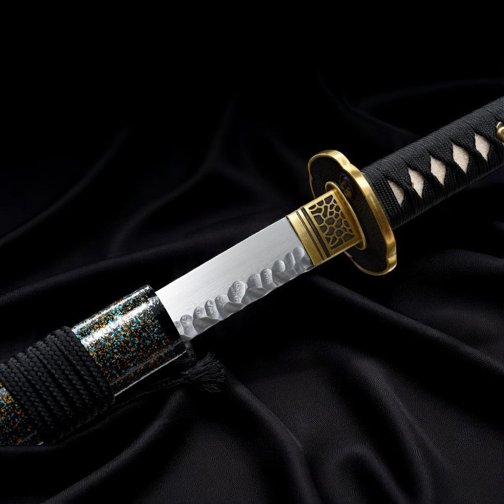 Katana Fleur de Feu – Damas - détail de la lame en acier damas