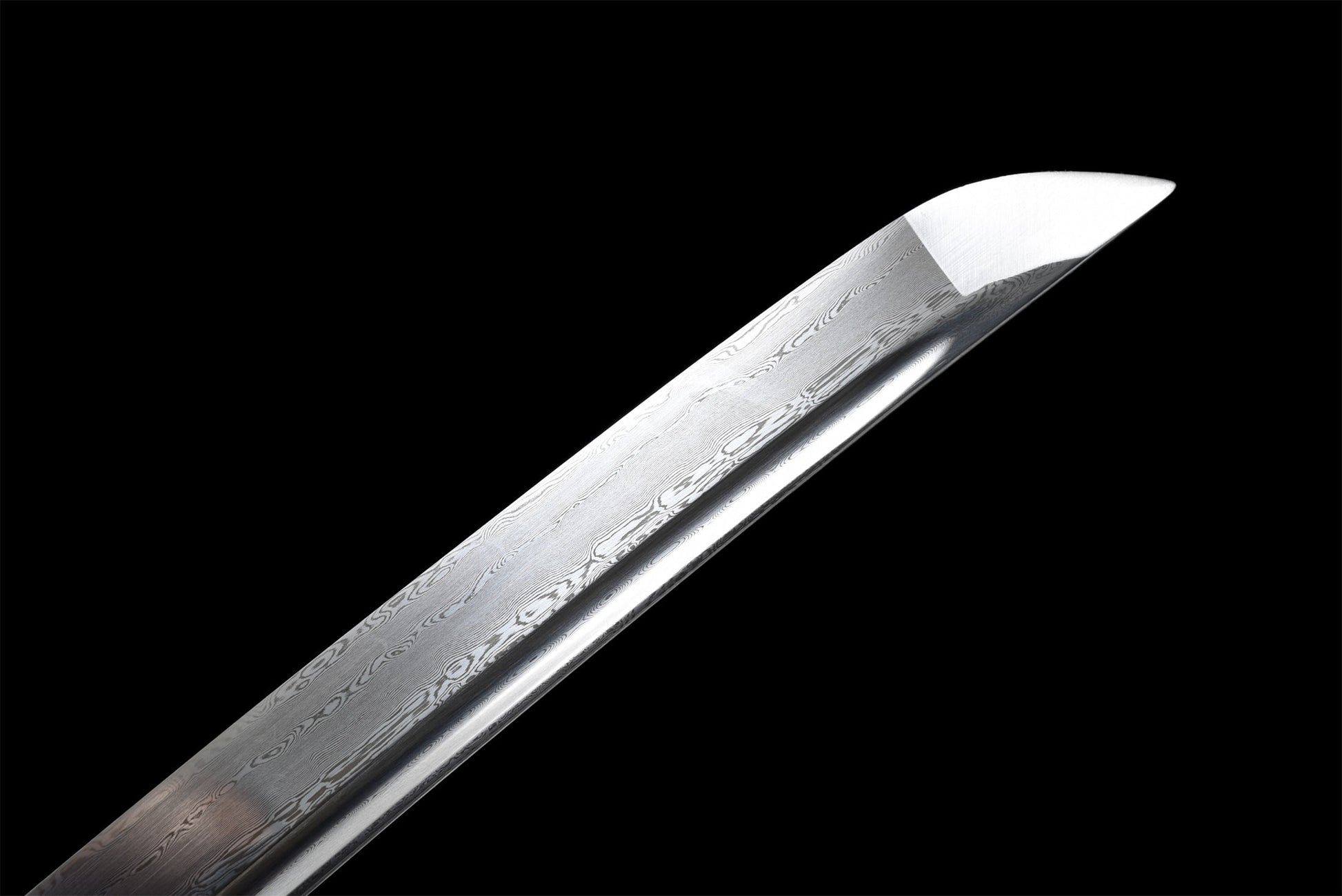 Détail du hamon sur la lame du wakizashi Maizuru