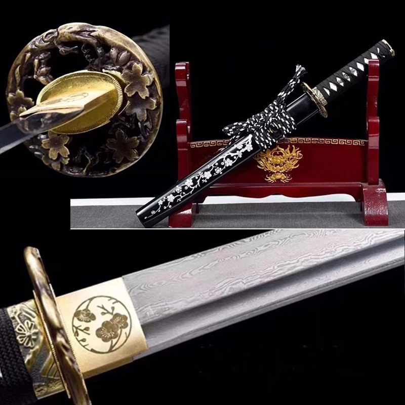 Tanto Tomisato forgé main en acier Damas avec saya assortie